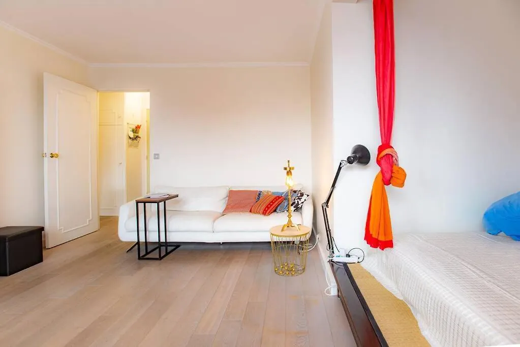 Studio With Balcony Paris 0*,